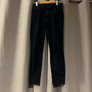 Mother Looker Ankle Fray in Blackbird.